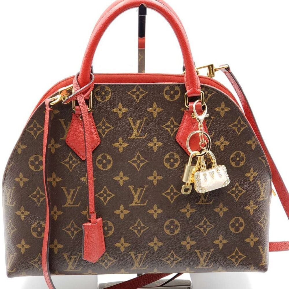 Louis Vuitton Gold Lock 🔒 Authentic LV Key + Unbranded Bag Charm - Picture 3 of 11